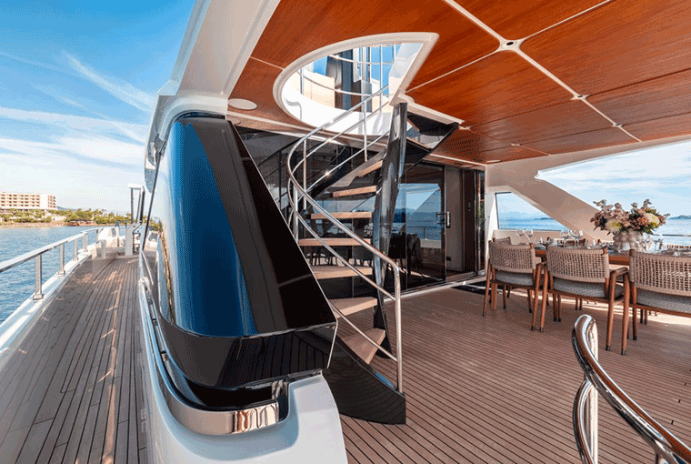 Custom Line Navetta 30